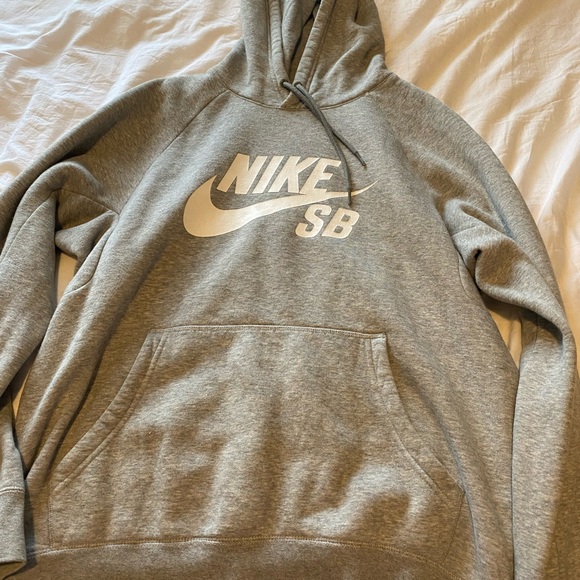 Nike hoodie. - Picture 1 of 2